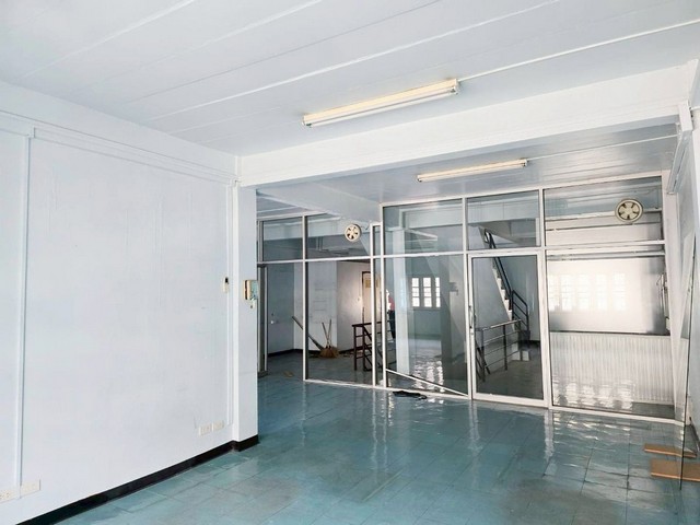 ประกาศฟรี! ซื้อ-ขาย-เช่า คอนโด บ้าน ทาวน์โฮม ที่ดิน และพื้นที่เชิงพาณิชย์ทั่วประเทศไทย ทุกทำเล ทุกงบประมาณ ไม่มีค่าใช้จ่าย ลงง่าย ขายไว เข้าถึงผู้ซื้อโดยตรง 5 302582pic4.jpg