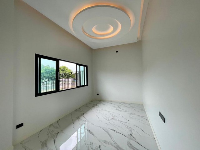 ประกาศฟรี! ซื้อ-ขาย-เช่า คอนโด บ้าน ทาวน์โฮม ที่ดิน และพื้นที่เชิงพาณิชย์ทั่วประเทศไทย ทุกทำเล ทุกงบประมาณ ไม่มีค่าใช้จ่าย ลงง่าย ขายไว เข้าถึงผู้ซื้อโดยตรง 5 222573pic4.jpg