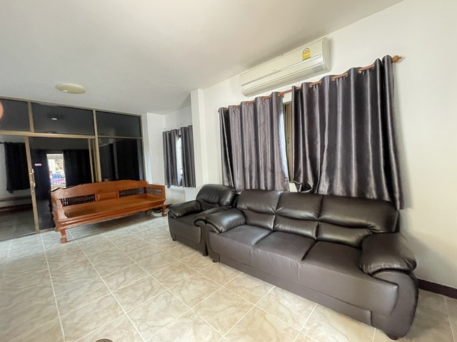 ประกาศฟรี! ซื้อ-ขาย-เช่า คอนโด บ้าน ทาวน์โฮม ที่ดิน และพื้นที่เชิงพาณิชย์ทั่วประเทศไทย ทุกทำเล ทุกงบประมาณ ไม่มีค่าใช้จ่าย ลงง่าย ขายไว เข้าถึงผู้ซื้อโดยตรง 2 223632pic1.jpg