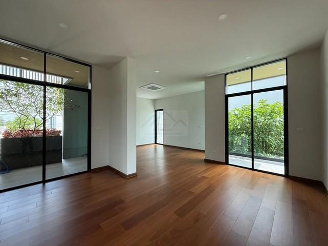 ประกาศฟรี! ซื้อ-ขาย-เช่า คอนโด บ้าน ทาวน์โฮม ที่ดิน และพื้นที่เชิงพาณิชย์ทั่วประเทศไทย ทุกทำเล ทุกงบประมาณ ไม่มีค่าใช้จ่าย ลงง่าย ขายไว เข้าถึงผู้ซื้อโดยตรง 5 500947pic4.jpg