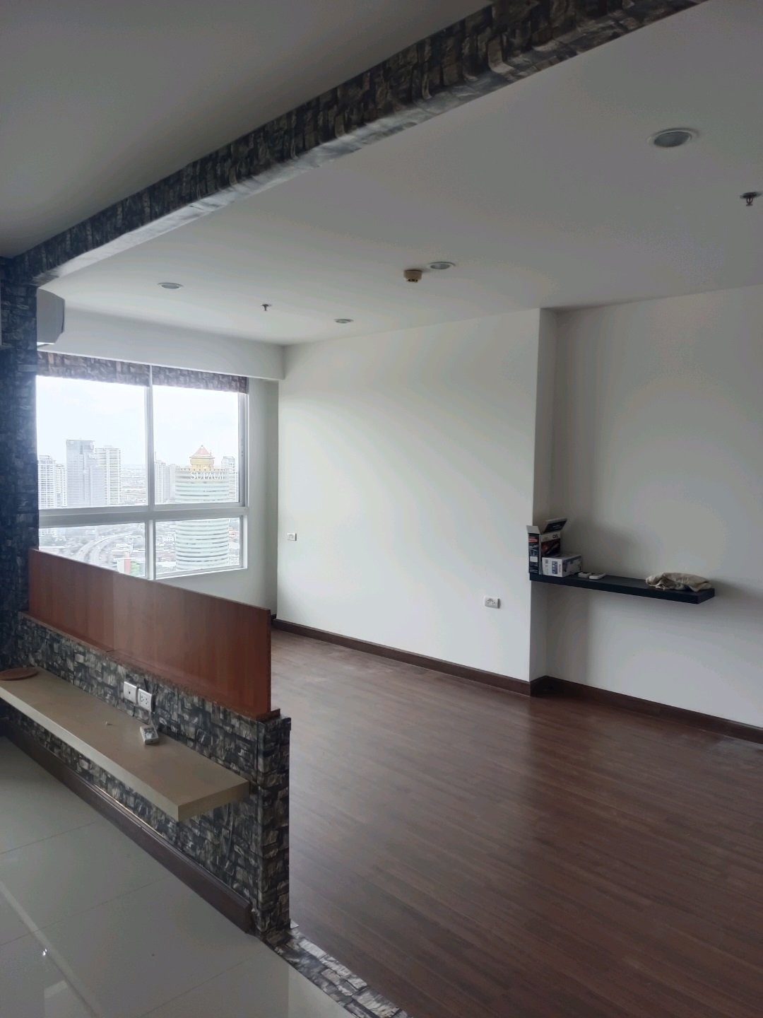 ประกาศฟรี! ซื้อ-ขาย-เช่า คอนโด บ้าน ทาวน์โฮม ที่ดิน และพื้นที่เชิงพาณิชย์ทั่วประเทศไทย ทุกทำเล ทุกงบประมาณ ไม่มีค่าใช้จ่าย ลงง่าย ขายไว เข้าถึงผู้ซื้อโดยตรง 3 199041pic2.jpg