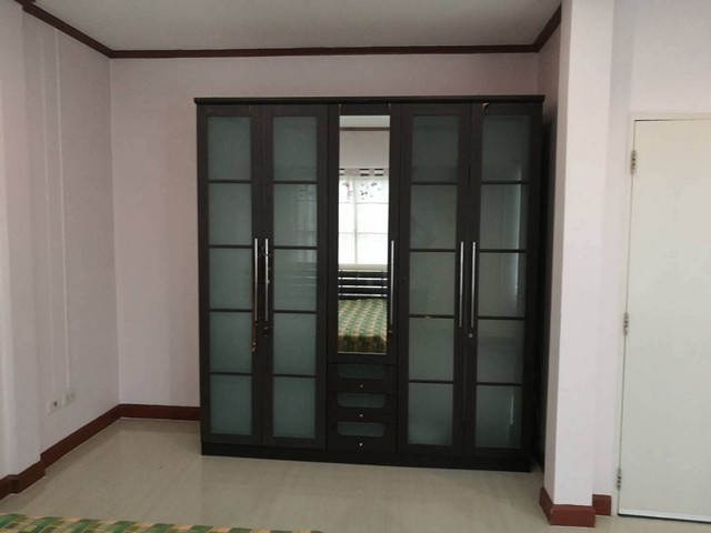 ประกาศฟรี! ซื้อ-ขาย-เช่า คอนโด บ้าน ทาวน์โฮม ที่ดิน และพื้นที่เชิงพาณิชย์ทั่วประเทศไทย ทุกทำเล ทุกงบประมาณ ไม่มีค่าใช้จ่าย ลงง่าย ขายไว เข้าถึงผู้ซื้อโดยตรง 5 223723pic4.jpg