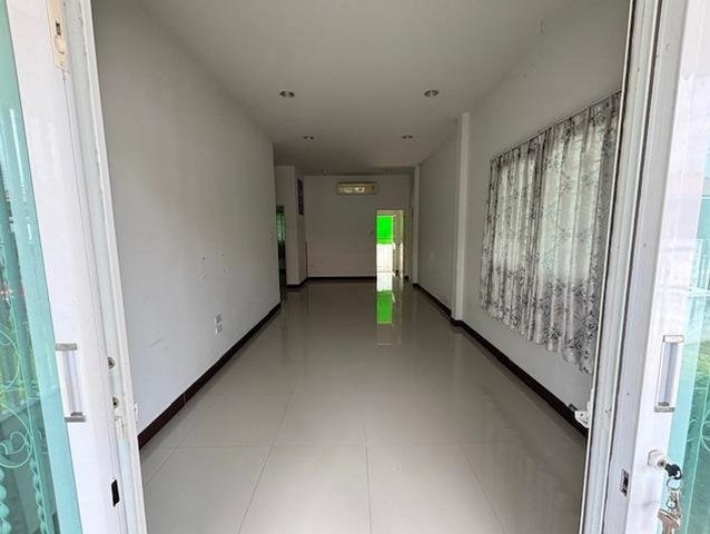 ประกาศฟรี! ซื้อ-ขาย-เช่า คอนโด บ้าน ทาวน์โฮม ที่ดิน และพื้นที่เชิงพาณิชย์ทั่วประเทศไทย ทุกทำเล ทุกงบประมาณ ไม่มีค่าใช้จ่าย ลงง่าย ขายไว เข้าถึงผู้ซื้อโดยตรง 5 203940pic4.jpg