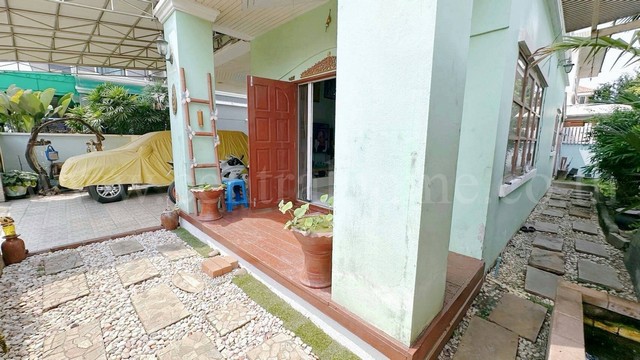 ประกาศฟรี! ซื้อ-ขาย-เช่า คอนโด บ้าน ทาวน์โฮม ที่ดิน และพื้นที่เชิงพาณิชย์ทั่วประเทศไทย ทุกทำเล ทุกงบประมาณ ไม่มีค่าใช้จ่าย ลงง่าย ขายไว เข้าถึงผู้ซื้อโดยตรง 3 287477pic2.jpg