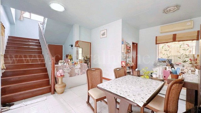 ประกาศฟรี! ซื้อ-ขาย-เช่า คอนโด บ้าน ทาวน์โฮม ที่ดิน และพื้นที่เชิงพาณิชย์ทั่วประเทศไทย ทุกทำเล ทุกงบประมาณ ไม่มีค่าใช้จ่าย ลงง่าย ขายไว เข้าถึงผู้ซื้อโดยตรง 5 287477pic4.jpg