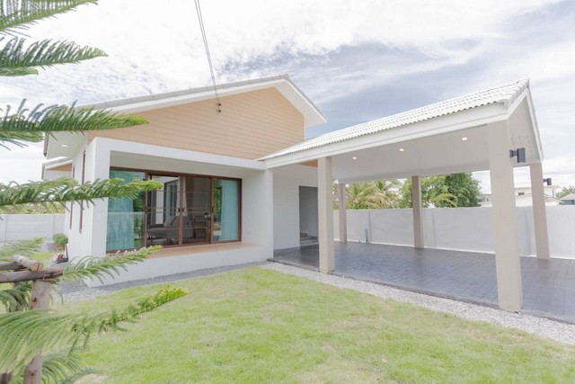 ประกาศฟรี! ซื้อ-ขาย-เช่า คอนโด บ้าน ทาวน์โฮม ที่ดิน และพื้นที่เชิงพาณิชย์ทั่วประเทศไทย ทุกทำเล ทุกงบประมาณ ไม่มีค่าใช้จ่าย ลงง่าย ขายไว เข้าถึงผู้ซื้อโดยตรง 3 223782pic2.jpg