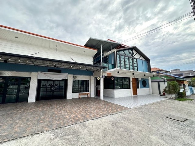 ประกาศฟรี! ซื้อ-ขาย-เช่า คอนโด บ้าน ทาวน์โฮม ที่ดิน และพื้นที่เชิงพาณิชย์ทั่วประเทศไทย ทุกทำเล ทุกงบประมาณ ไม่มีค่าใช้จ่าย ลงง่าย ขายไว เข้าถึงผู้ซื้อโดยตรง 2 287318pic1.jpg