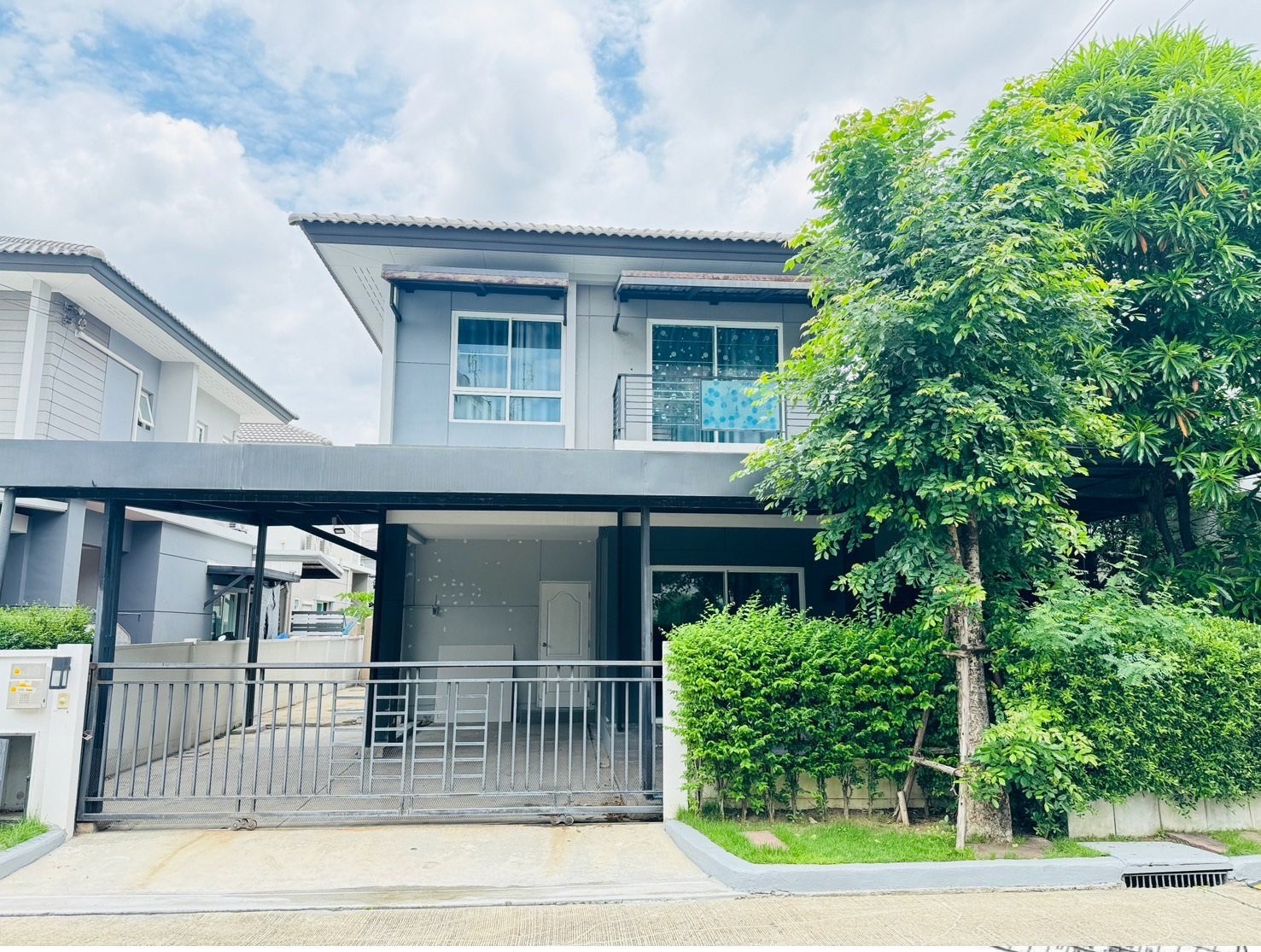 ประกาศฟรี! ซื้อ-ขาย-เช่า คอนโด บ้าน ทาวน์โฮม ที่ดิน และพื้นที่เชิงพาณิชย์ทั่วประเทศไทย ทุกทำเล ทุกงบประมาณ ไม่มีค่าใช้จ่าย ลงง่าย ขายไว เข้าถึงผู้ซื้อโดยตรง 2 199218pic1.jpg