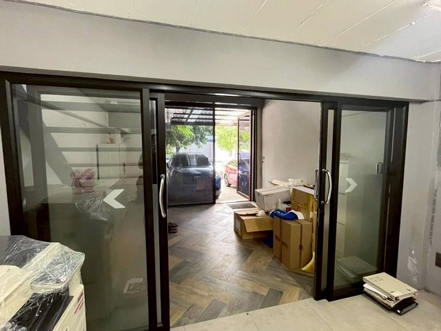 ประกาศฟรี! ซื้อ-ขาย-เช่า คอนโด บ้าน ทาวน์โฮม ที่ดิน และพื้นที่เชิงพาณิชย์ทั่วประเทศไทย ทุกทำเล ทุกงบประมาณ ไม่มีค่าใช้จ่าย ลงง่าย ขายไว เข้าถึงผู้ซื้อโดยตรง 3 501307pic2.jpg