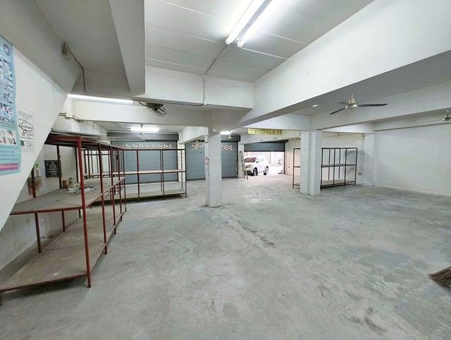 ประกาศฟรี! ซื้อ-ขาย-เช่า คอนโด บ้าน ทาวน์โฮม ที่ดิน และพื้นที่เชิงพาณิชย์ทั่วประเทศไทย ทุกทำเล ทุกงบประมาณ ไม่มีค่าใช้จ่าย ลงง่าย ขายไว เข้าถึงผู้ซื้อโดยตรง 3 302970pic2.jpg