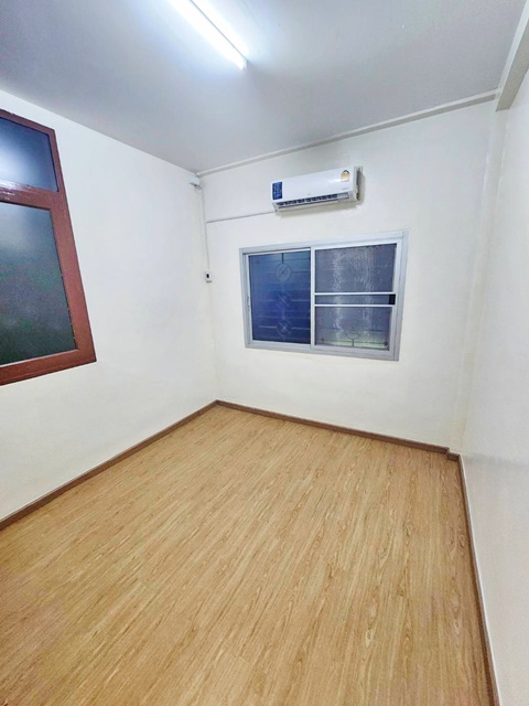 ประกาศฟรี! ซื้อ-ขาย-เช่า คอนโด บ้าน ทาวน์โฮม ที่ดิน และพื้นที่เชิงพาณิชย์ทั่วประเทศไทย ทุกทำเล ทุกงบประมาณ ไม่มีค่าใช้จ่าย ลงง่าย ขายไว เข้าถึงผู้ซื้อโดยตรง 4 302960pic3.jpg