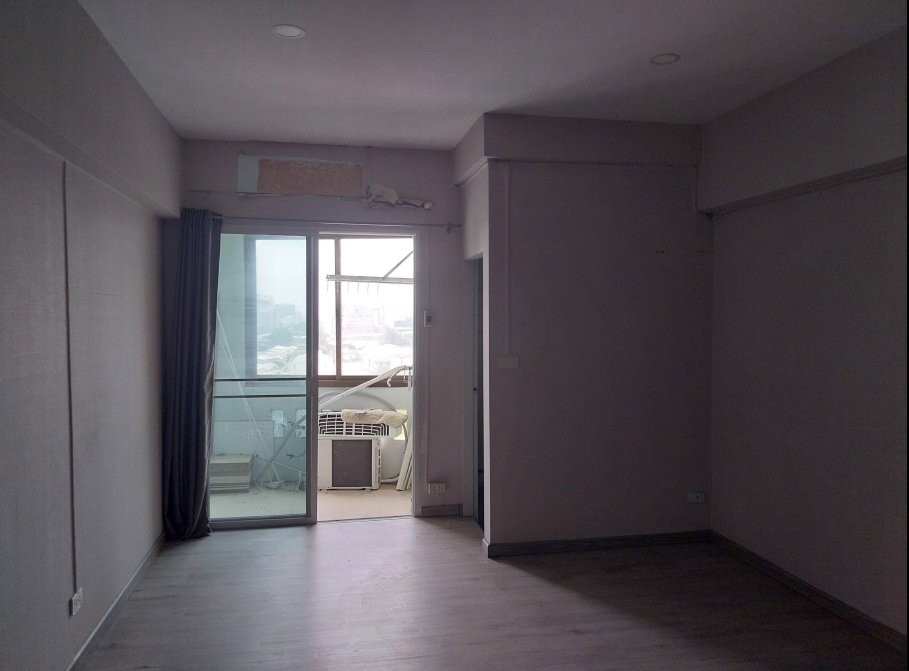 ประกาศฟรี! ซื้อ-ขาย-เช่า คอนโด บ้าน ทาวน์โฮม ที่ดิน และพื้นที่เชิงพาณิชย์ทั่วประเทศไทย ทุกทำเล ทุกงบประมาณ ไม่มีค่าใช้จ่าย ลงง่าย ขายไว เข้าถึงผู้ซื้อโดยตรง 4 199338pic3.jpg