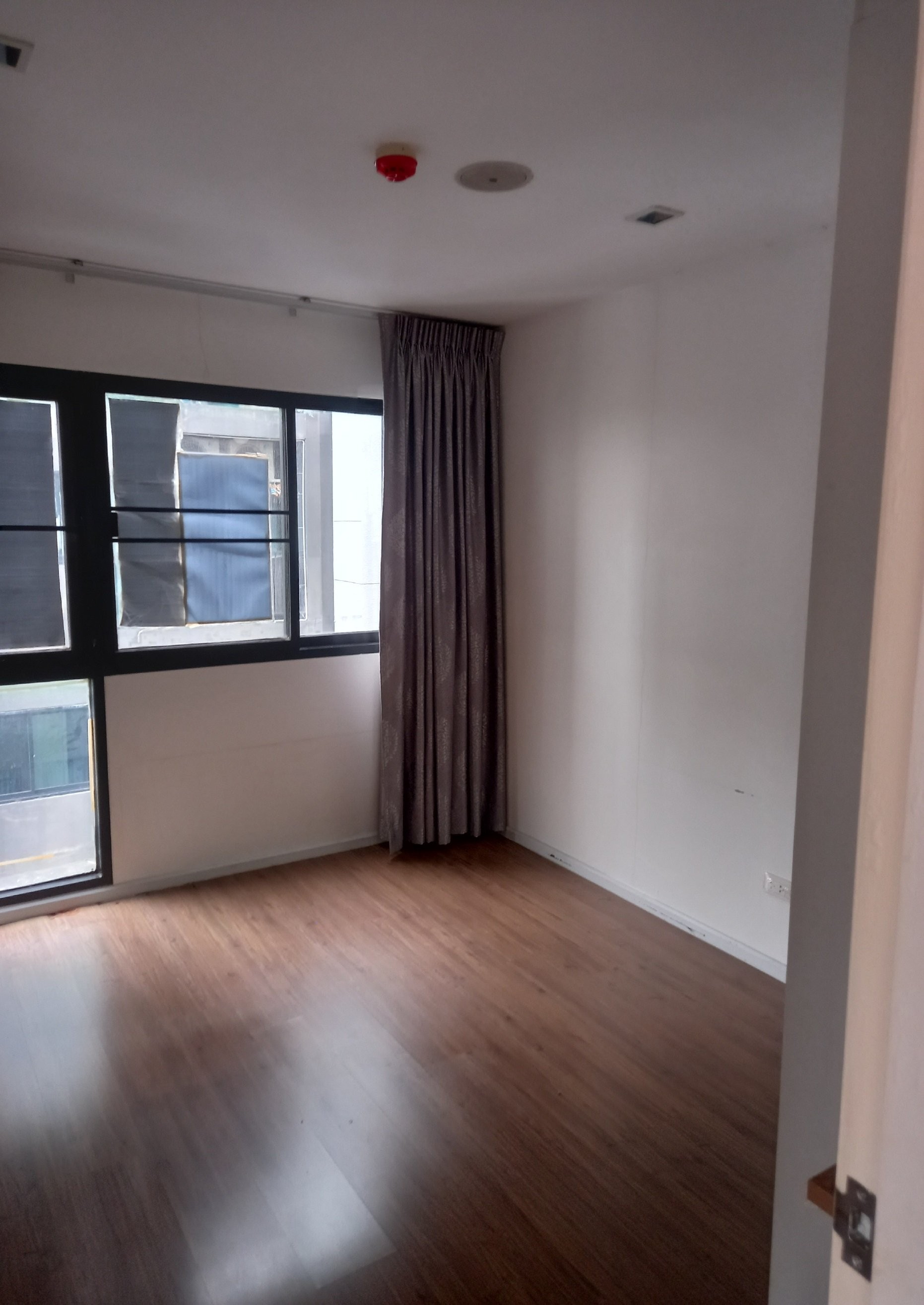 ประกาศฟรี! ซื้อ-ขาย-เช่า คอนโด บ้าน ทาวน์โฮม ที่ดิน และพื้นที่เชิงพาณิชย์ทั่วประเทศไทย ทุกทำเล ทุกงบประมาณ ไม่มีค่าใช้จ่าย ลงง่าย ขายไว เข้าถึงผู้ซื้อโดยตรง 4 199321pic3.jpg