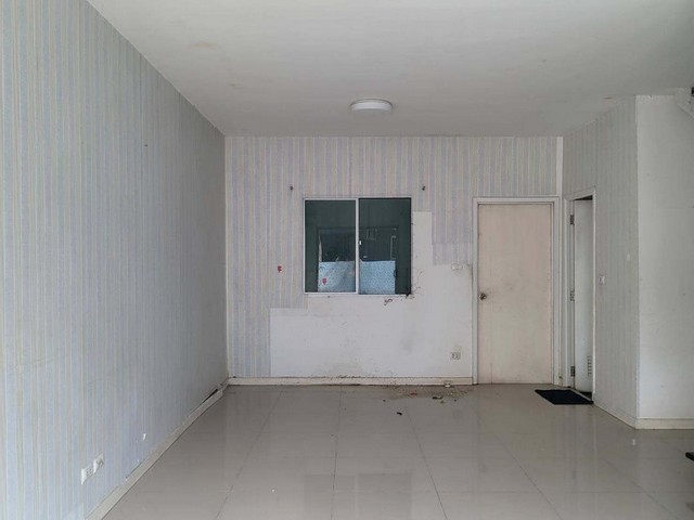 ประกาศฟรี! ซื้อ-ขาย-เช่า คอนโด บ้าน ทาวน์โฮม ที่ดิน และพื้นที่เชิงพาณิชย์ทั่วประเทศไทย ทุกทำเล ทุกงบประมาณ ไม่มีค่าใช้จ่าย ลงง่าย ขายไว เข้าถึงผู้ซื้อโดยตรง 5 195259pic4.jpg