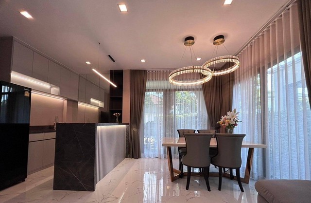 ประกาศฟรี! ซื้อ-ขาย-เช่า คอนโด บ้าน ทาวน์โฮม ที่ดิน และพื้นที่เชิงพาณิชย์ทั่วประเทศไทย ทุกทำเล ทุกงบประมาณ ไม่มีค่าใช้จ่าย ลงง่าย ขายไว เข้าถึงผู้ซื้อโดยตรง 3 501348pic2.jpg