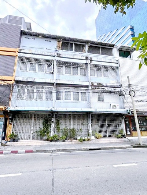 ประกาศฟรี! ซื้อ-ขาย-เช่า คอนโด บ้าน ทาวน์โฮม ที่ดิน และพื้นที่เชิงพาณิชย์ทั่วประเทศไทย ทุกทำเล ทุกงบประมาณ ไม่มีค่าใช้จ่าย ลงง่าย ขายไว เข้าถึงผู้ซื้อโดยตรง 2 223924pic1.jpg