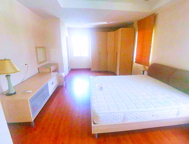 ประกาศฟรี! ซื้อ-ขาย-เช่า คอนโด บ้าน ทาวน์โฮม ที่ดิน และพื้นที่เชิงพาณิชย์ทั่วประเทศไทย ทุกทำเล ทุกงบประมาณ ไม่มีค่าใช้จ่าย ลงง่าย ขายไว เข้าถึงผู้ซื้อโดยตรง 4 223923pic3.jpg