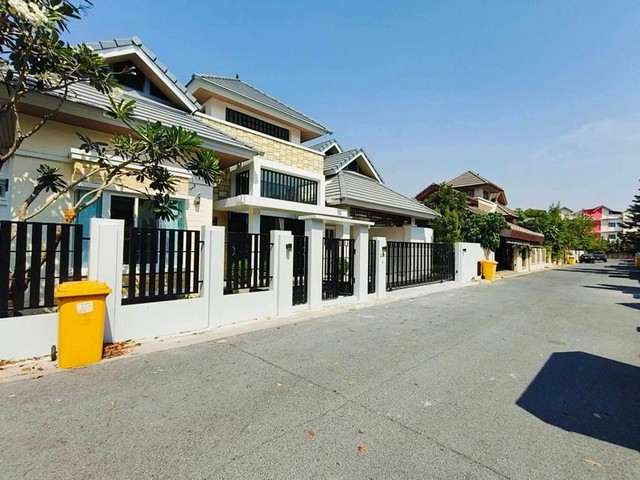 ประกาศฟรี! ซื้อ-ขาย-เช่า คอนโด บ้าน ทาวน์โฮม ที่ดิน และพื้นที่เชิงพาณิชย์ทั่วประเทศไทย ทุกทำเล ทุกงบประมาณ ไม่มีค่าใช้จ่าย ลงง่าย ขายไว เข้าถึงผู้ซื้อโดยตรง 2 288254pic1.jpg