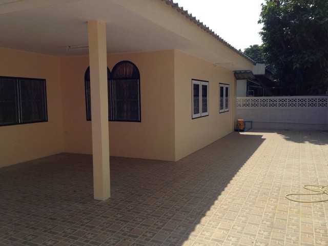 ประกาศฟรี! ซื้อ-ขาย-เช่า คอนโด บ้าน ทาวน์โฮม ที่ดิน และพื้นที่เชิงพาณิชย์ทั่วประเทศไทย ทุกทำเล ทุกงบประมาณ ไม่มีค่าใช้จ่าย ลงง่าย ขายไว เข้าถึงผู้ซื้อโดยตรง 4 501361pic3.jpg