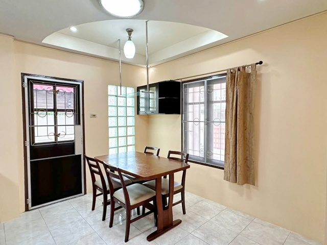 ประกาศฟรี! ซื้อ-ขาย-เช่า คอนโด บ้าน ทาวน์โฮม ที่ดิน และพื้นที่เชิงพาณิชย์ทั่วประเทศไทย ทุกทำเล ทุกงบประมาณ ไม่มีค่าใช้จ่าย ลงง่าย ขายไว เข้าถึงผู้ซื้อโดยตรง 4 303266pic3.jpg