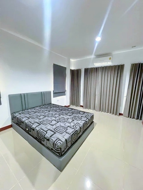 ประกาศฟรี! ซื้อ-ขาย-เช่า คอนโด บ้าน ทาวน์โฮม ที่ดิน และพื้นที่เชิงพาณิชย์ทั่วประเทศไทย ทุกทำเล ทุกงบประมาณ ไม่มีค่าใช้จ่าย ลงง่าย ขายไว เข้าถึงผู้ซื้อโดยตรง 5 303233pic4.jpg