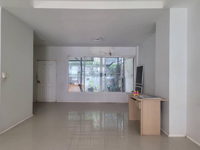 ประกาศฟรี! ซื้อ-ขาย-เช่า คอนโด บ้าน ทาวน์โฮม ที่ดิน และพื้นที่เชิงพาณิชย์ทั่วประเทศไทย ทุกทำเล ทุกงบประมาณ ไม่มีค่าใช้จ่าย ลงง่าย ขายไว เข้าถึงผู้ซื้อโดยตรง 2 195392pic1.jpg