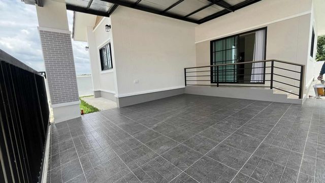 ประกาศฟรี! ซื้อ-ขาย-เช่า คอนโด บ้าน ทาวน์โฮม ที่ดิน และพื้นที่เชิงพาณิชย์ทั่วประเทศไทย ทุกทำเล ทุกงบประมาณ ไม่มีค่าใช้จ่าย ลงง่าย ขายไว เข้าถึงผู้ซื้อโดยตรง 4 224762pic3.jpg