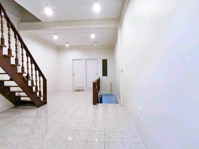 ประกาศฟรี! ซื้อ-ขาย-เช่า คอนโด บ้าน ทาวน์โฮม ที่ดิน และพื้นที่เชิงพาณิชย์ทั่วประเทศไทย ทุกทำเล ทุกงบประมาณ ไม่มีค่าใช้จ่าย ลงง่าย ขายไว เข้าถึงผู้ซื้อโดยตรง 5 223934pic4.jpg