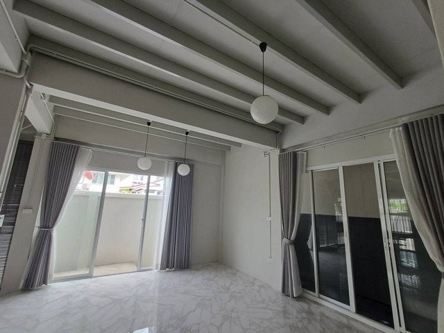 ประกาศฟรี! ซื้อ-ขาย-เช่า คอนโด บ้าน ทาวน์โฮม ที่ดิน และพื้นที่เชิงพาณิชย์ทั่วประเทศไทย ทุกทำเล ทุกงบประมาณ ไม่มีค่าใช้จ่าย ลงง่าย ขายไว เข้าถึงผู้ซื้อโดยตรง 3 501542pic2.jpg