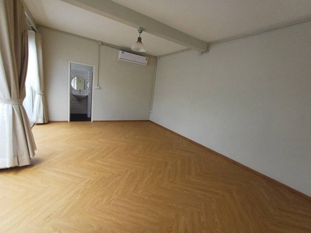 ประกาศฟรี! ซื้อ-ขาย-เช่า คอนโด บ้าน ทาวน์โฮม ที่ดิน และพื้นที่เชิงพาณิชย์ทั่วประเทศไทย ทุกทำเล ทุกงบประมาณ ไม่มีค่าใช้จ่าย ลงง่าย ขายไว เข้าถึงผู้ซื้อโดยตรง 5 501542pic4.jpg