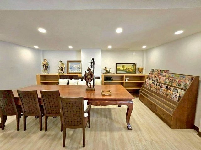 ประกาศฟรี! ซื้อ-ขาย-เช่า คอนโด บ้าน ทาวน์โฮม ที่ดิน และพื้นที่เชิงพาณิชย์ทั่วประเทศไทย ทุกทำเล ทุกงบประมาณ ไม่มีค่าใช้จ่าย ลงง่าย ขายไว เข้าถึงผู้ซื้อโดยตรง 5 224832pic4.jpg