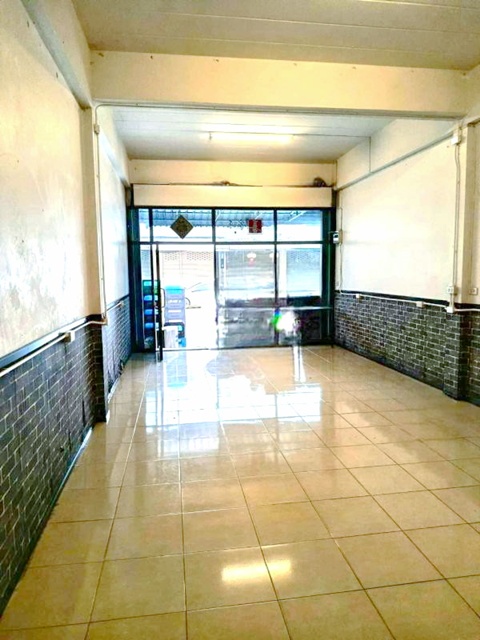 ประกาศฟรี! ซื้อ-ขาย-เช่า คอนโด บ้าน ทาวน์โฮม ที่ดิน และพื้นที่เชิงพาณิชย์ทั่วประเทศไทย ทุกทำเล ทุกงบประมาณ ไม่มีค่าใช้จ่าย ลงง่าย ขายไว เข้าถึงผู้ซื้อโดยตรง 3 224833pic2.jpg