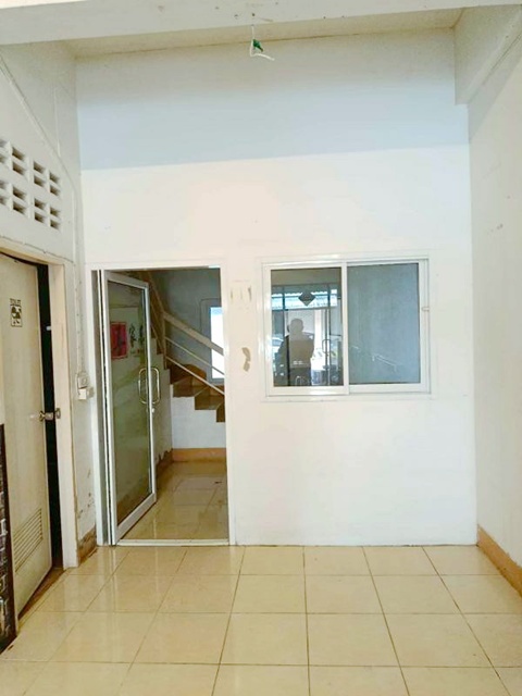 ประกาศฟรี! ซื้อ-ขาย-เช่า คอนโด บ้าน ทาวน์โฮม ที่ดิน และพื้นที่เชิงพาณิชย์ทั่วประเทศไทย ทุกทำเล ทุกงบประมาณ ไม่มีค่าใช้จ่าย ลงง่าย ขายไว เข้าถึงผู้ซื้อโดยตรง 4 224833pic3.jpg