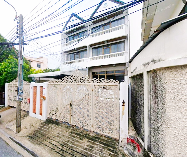 ประกาศฟรี! ซื้อ-ขาย-เช่า คอนโด บ้าน ทาวน์โฮม ที่ดิน และพื้นที่เชิงพาณิชย์ทั่วประเทศไทย ทุกทำเล ทุกงบประมาณ ไม่มีค่าใช้จ่าย ลงง่าย ขายไว เข้าถึงผู้ซื้อโดยตรง 2 303342pic1.jpg