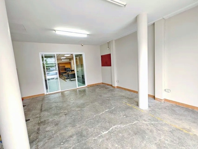 ประกาศฟรี! ซื้อ-ขาย-เช่า คอนโด บ้าน ทาวน์โฮม ที่ดิน และพื้นที่เชิงพาณิชย์ทั่วประเทศไทย ทุกทำเล ทุกงบประมาณ ไม่มีค่าใช้จ่าย ลงง่าย ขายไว เข้าถึงผู้ซื้อโดยตรง 4 303331pic3.jpg