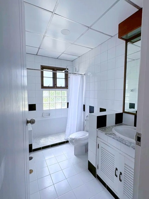 ประกาศฟรี! ซื้อ-ขาย-เช่า คอนโด บ้าน ทาวน์โฮม ที่ดิน และพื้นที่เชิงพาณิชย์ทั่วประเทศไทย ทุกทำเล ทุกงบประมาณ ไม่มีค่าใช้จ่าย ลงง่าย ขายไว เข้าถึงผู้ซื้อโดยตรง 4 303301pic3.jpg