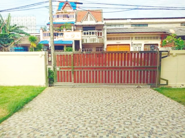 ประกาศฟรี! ซื้อ-ขาย-เช่า คอนโด บ้าน ทาวน์โฮม ที่ดิน และพื้นที่เชิงพาณิชย์ทั่วประเทศไทย ทุกทำเล ทุกงบประมาณ ไม่มีค่าใช้จ่าย ลงง่าย ขายไว เข้าถึงผู้ซื้อโดยตรง 3 303300pic2.jpg