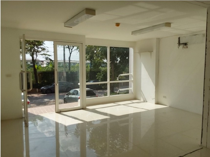 ประกาศฟรี! ซื้อ-ขาย-เช่า คอนโด บ้าน ทาวน์โฮม ที่ดิน และพื้นที่เชิงพาณิชย์ทั่วประเทศไทย ทุกทำเล ทุกงบประมาณ ไม่มีค่าใช้จ่าย ลงง่าย ขายไว เข้าถึงผู้ซื้อโดยตรง 3 200023pic2.jpg