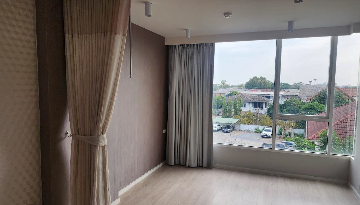 ประกาศฟรี! ซื้อ-ขาย-เช่า คอนโด บ้าน ทาวน์โฮม ที่ดิน และพื้นที่เชิงพาณิชย์ทั่วประเทศไทย ทุกทำเล ทุกงบประมาณ ไม่มีค่าใช้จ่าย ลงง่าย ขายไว เข้าถึงผู้ซื้อโดยตรง 4 199999pic3.jpg