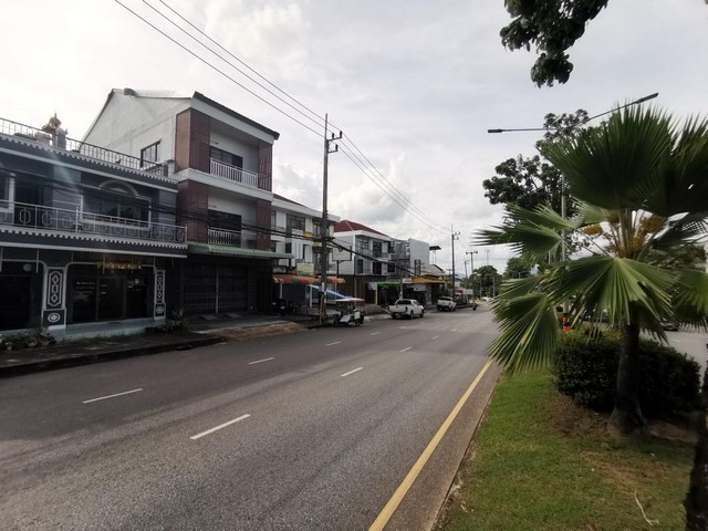 ประกาศฟรี! ซื้อ-ขาย-เช่า คอนโด บ้าน ทาวน์โฮม ที่ดิน และพื้นที่เชิงพาณิชย์ทั่วประเทศไทย ทุกทำเล ทุกงบประมาณ ไม่มีค่าใช้จ่าย ลงง่าย ขายไว เข้าถึงผู้ซื้อโดยตรง 5 195623pic4.jpg