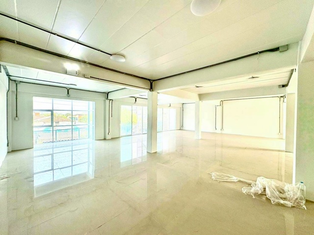 ประกาศฟรี! ซื้อ-ขาย-เช่า คอนโด บ้าน ทาวน์โฮม ที่ดิน และพื้นที่เชิงพาณิชย์ทั่วประเทศไทย ทุกทำเล ทุกงบประมาณ ไม่มีค่าใช้จ่าย ลงง่าย ขายไว เข้าถึงผู้ซื้อโดยตรง 4 224934pic3.jpg