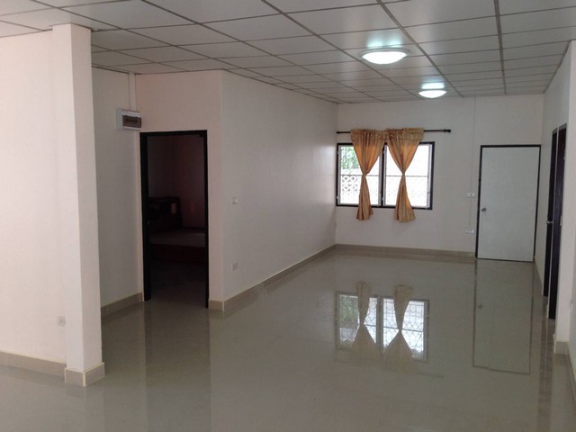 ประกาศฟรี! ซื้อ-ขาย-เช่า คอนโด บ้าน ทาวน์โฮม ที่ดิน และพื้นที่เชิงพาณิชย์ทั่วประเทศไทย ทุกทำเล ทุกงบประมาณ ไม่มีค่าใช้จ่าย ลงง่าย ขายไว เข้าถึงผู้ซื้อโดยตรง 4 501420pic3.jpg