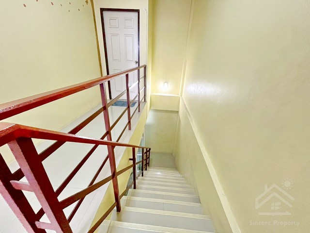 ประกาศฟรี! ซื้อ-ขาย-เช่า คอนโด บ้าน ทาวน์โฮม ที่ดิน และพื้นที่เชิงพาณิชย์ทั่วประเทศไทย ทุกทำเล ทุกงบประมาณ ไม่มีค่าใช้จ่าย ลงง่าย ขายไว เข้าถึงผู้ซื้อโดยตรง 5 293834pic4.jpg