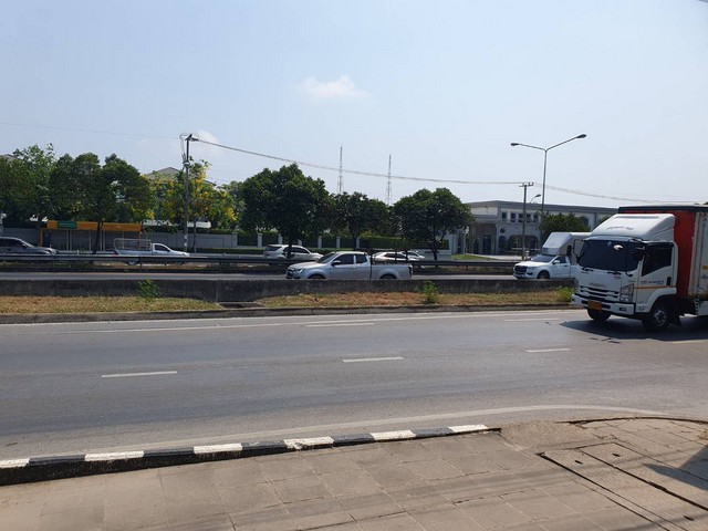 ประกาศฟรี! ซื้อ-ขาย-เช่า คอนโด บ้าน ทาวน์โฮม ที่ดิน และพื้นที่เชิงพาณิชย์ทั่วประเทศไทย ทุกทำเล ทุกงบประมาณ ไม่มีค่าใช้จ่าย ลงง่าย ขายไว เข้าถึงผู้ซื้อโดยตรง 5 303643pic4.jpg