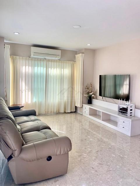 ประกาศฟรี! ซื้อ-ขาย-เช่า คอนโด บ้าน ทาวน์โฮม ที่ดิน และพื้นที่เชิงพาณิชย์ทั่วประเทศไทย ทุกทำเล ทุกงบประมาณ ไม่มีค่าใช้จ่าย ลงง่าย ขายไว เข้าถึงผู้ซื้อโดยตรง 3 501694pic2.jpg