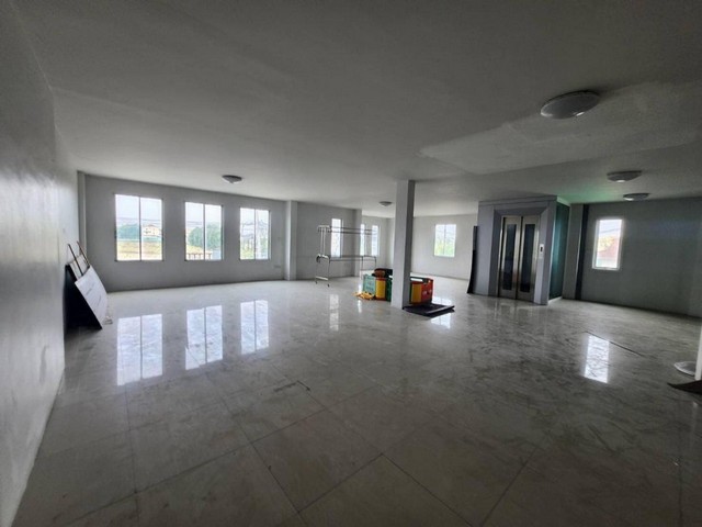 ประกาศฟรี! ซื้อ-ขาย-เช่า คอนโด บ้าน ทาวน์โฮม ที่ดิน และพื้นที่เชิงพาณิชย์ทั่วประเทศไทย ทุกทำเล ทุกงบประมาณ ไม่มีค่าใช้จ่าย ลงง่าย ขายไว เข้าถึงผู้ซื้อโดยตรง 5 501688pic4.jpg