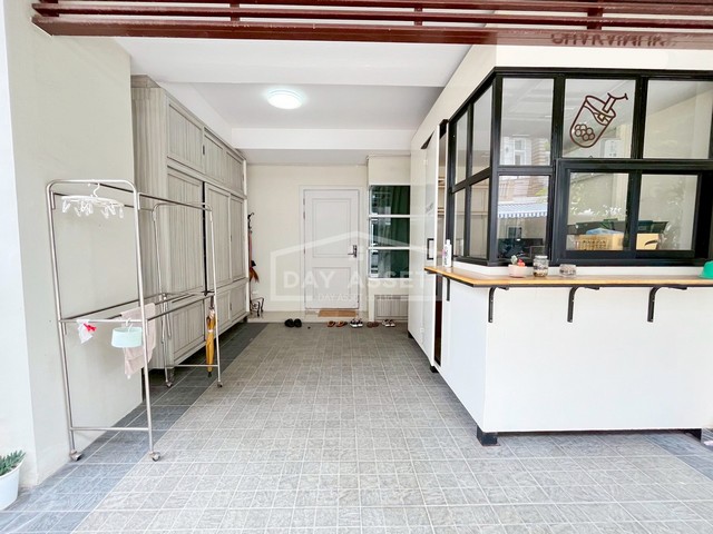 ประกาศฟรี! ซื้อ-ขาย-เช่า คอนโด บ้าน ทาวน์โฮม ที่ดิน และพื้นที่เชิงพาณิชย์ทั่วประเทศไทย ทุกทำเล ทุกงบประมาณ ไม่มีค่าใช้จ่าย ลงง่าย ขายไว เข้าถึงผู้ซื้อโดยตรง 4 303469pic3.jpg