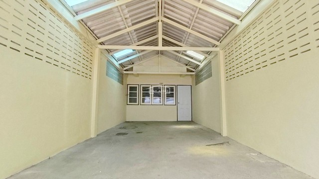 ประกาศฟรี! ซื้อ-ขาย-เช่า คอนโด บ้าน ทาวน์โฮม ที่ดิน และพื้นที่เชิงพาณิชย์ทั่วประเทศไทย ทุกทำเล ทุกงบประมาณ ไม่มีค่าใช้จ่าย ลงง่าย ขายไว เข้าถึงผู้ซื้อโดยตรง 4 281997pic3.jpg