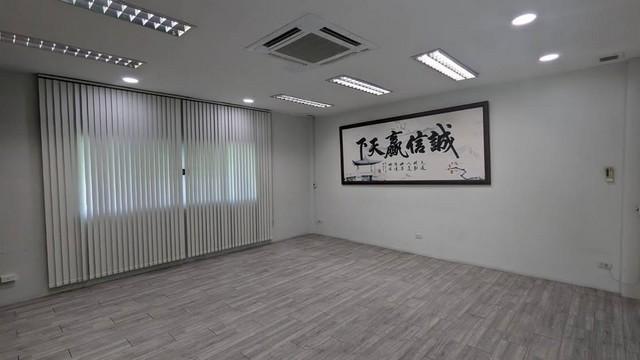 ประกาศฟรี! ซื้อ-ขาย-เช่า คอนโด บ้าน ทาวน์โฮม ที่ดิน และพื้นที่เชิงพาณิชย์ทั่วประเทศไทย ทุกทำเล ทุกงบประมาณ ไม่มีค่าใช้จ่าย ลงง่าย ขายไว เข้าถึงผู้ซื้อโดยตรง 5 501652pic4.jpg