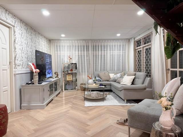 ประกาศฟรี! ซื้อ-ขาย-เช่า คอนโด บ้าน ทาวน์โฮม ที่ดิน และพื้นที่เชิงพาณิชย์ทั่วประเทศไทย ทุกทำเล ทุกงบประมาณ ไม่มีค่าใช้จ่าย ลงง่าย ขายไว เข้าถึงผู้ซื้อโดยตรง 3 501848pic2.jpg